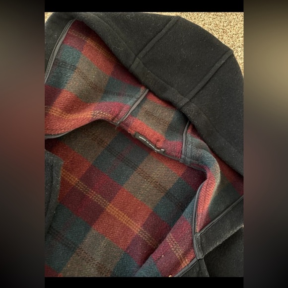 Vintage Orvis Duffle Coat Wool Cashmere Plaid Lined Toggle England 
Size Medium - Picture 10 of 12